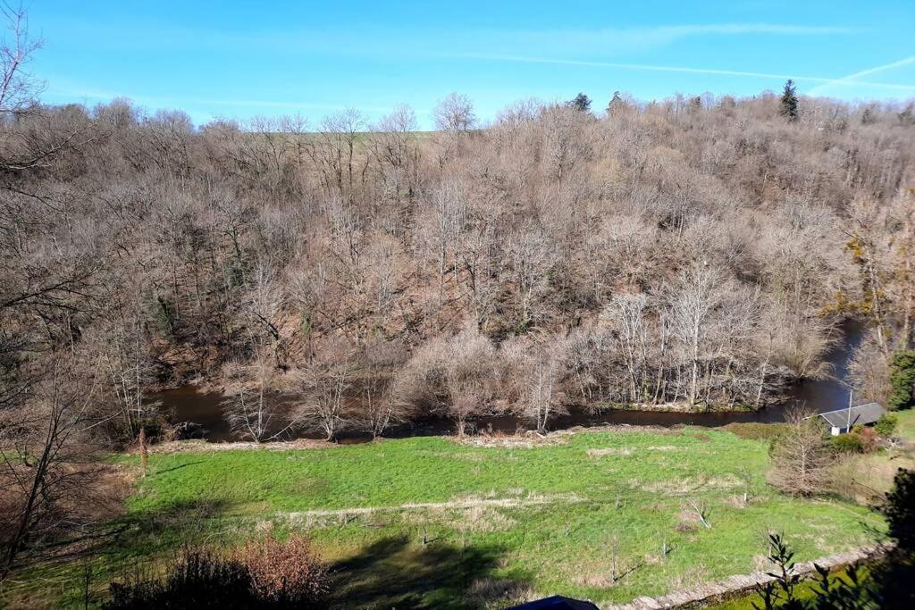 Studio avec vue sur la vezere Uzerche Exterior foto